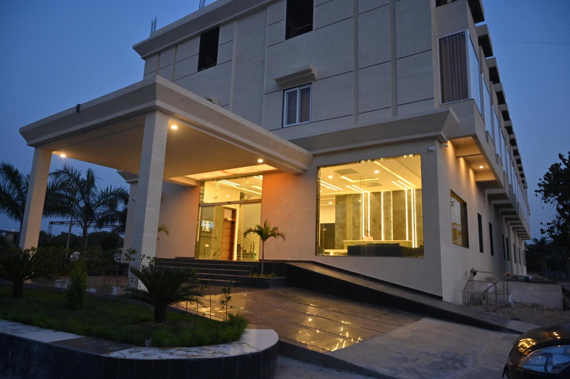 Suwalka Resort-Kota Kota  Ngoại thất bức ảnh